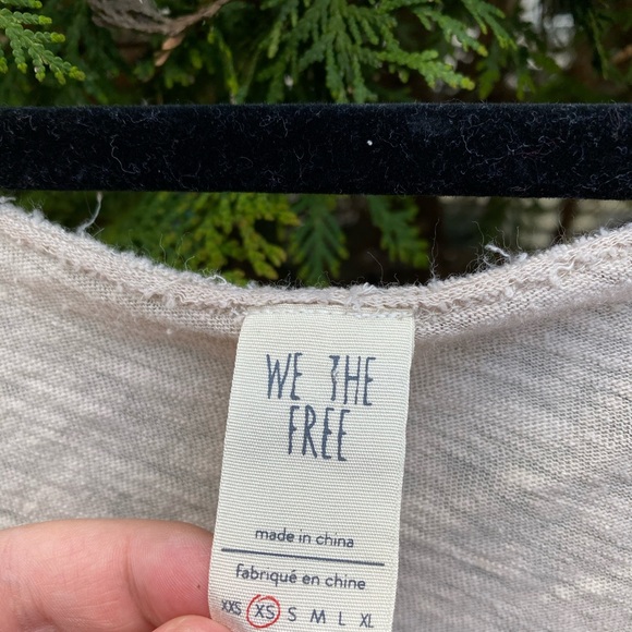 Free People Ombré Tan and Green Top Size XS - Picture 2 of 3